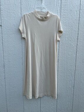 Everlane Cream Short-Sleeve Mock Neck Dress Sz medium